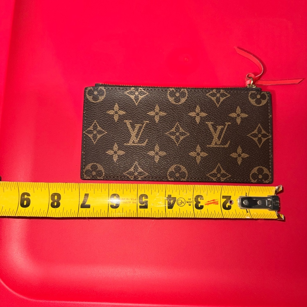 Wallet - Picture 4 of 5